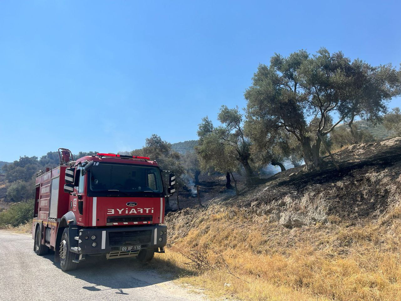 Aydın Büyükşehir Belediyesi İtfaiyesi, 2 günde 55 yangına müdahale etti
