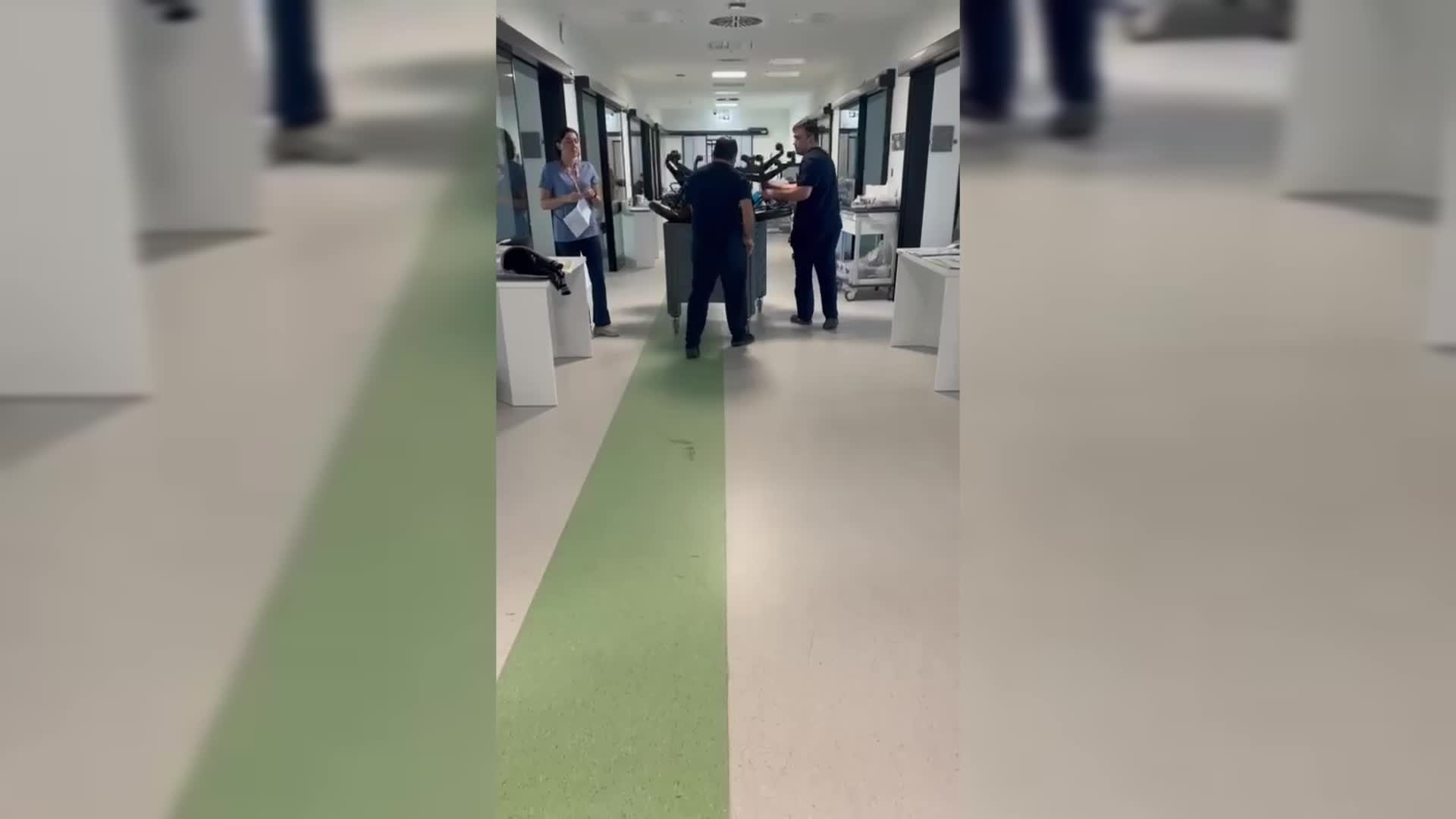 İzmir Şehir Hastanesi’nde yoğun bakımdaki hemşirelerin sandalyeleri toplatıldı...