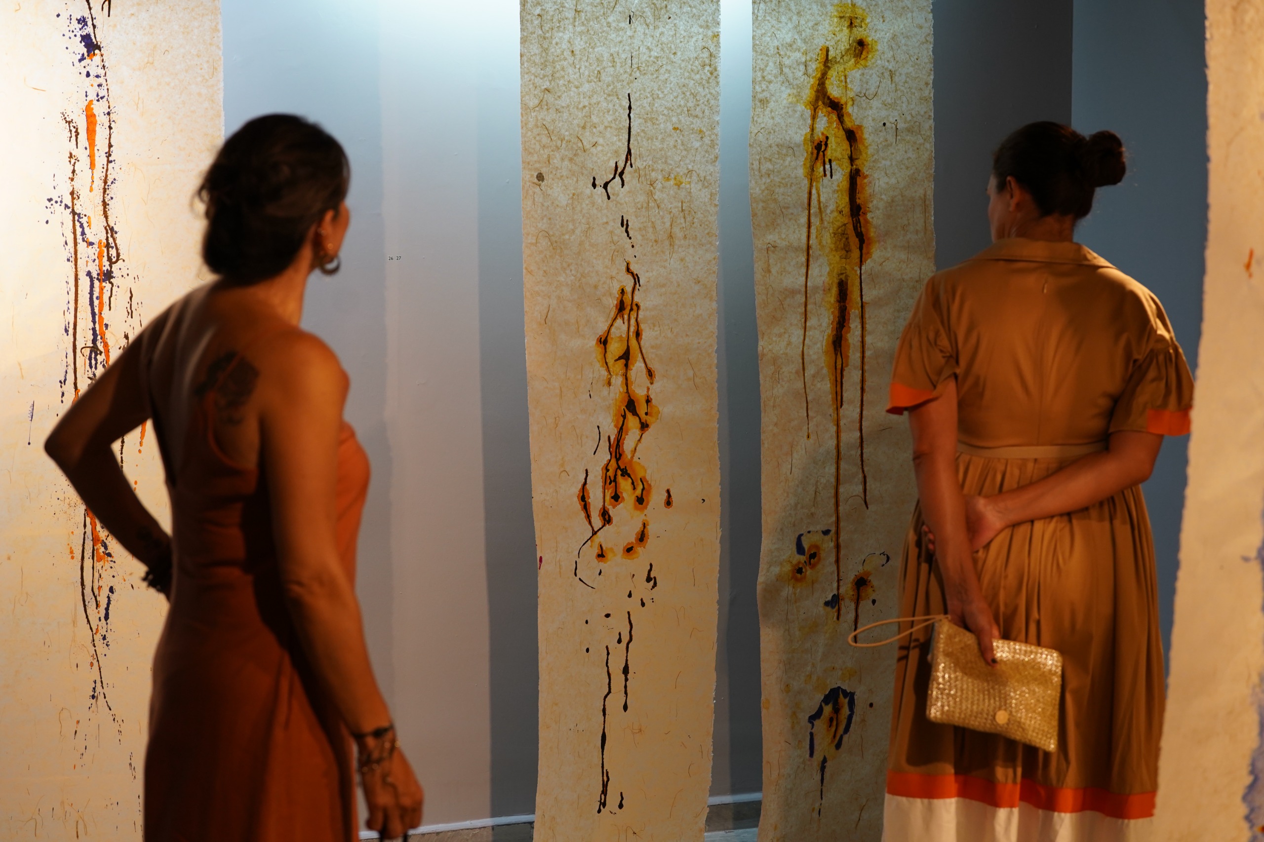 Mehveş Beyidoğlu’nun “Geçirgen” sergisi Art Rooms Galeri’de açıldı