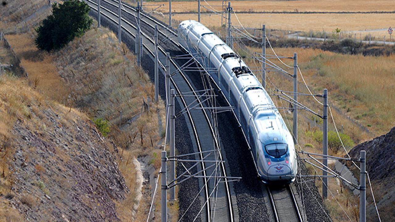 Ankara-İzmir Hızlı Tren projesi 12 yılda yüzde 18’de kaldı, Maliyet çoktan aşıldı