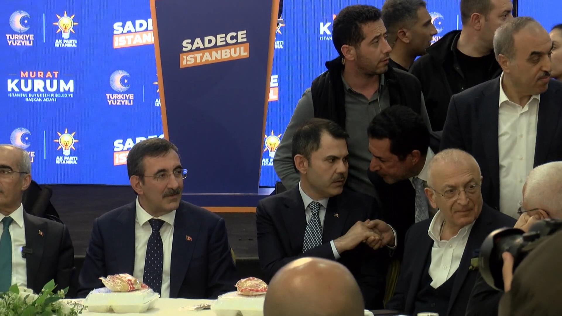Cumhurbaşkanı Yardımcısı Yılmaz: İstanbul'un geleceğine yatırım yapmak zorundayız