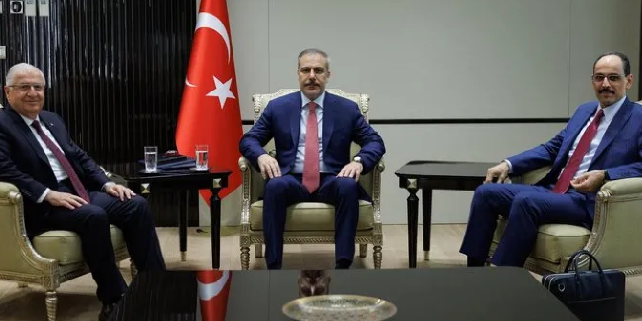 Dışişleri'nde üçlü zirve! Bakan Fidan, Bakan Güler ve MİT Başkanı Kalın bir araya geldi