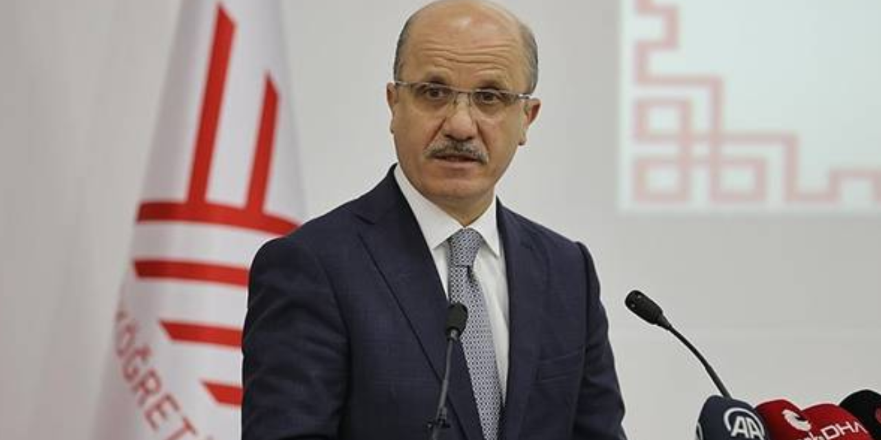 YÖK Başkanlığı'na yeniden Erol Özvar atandı