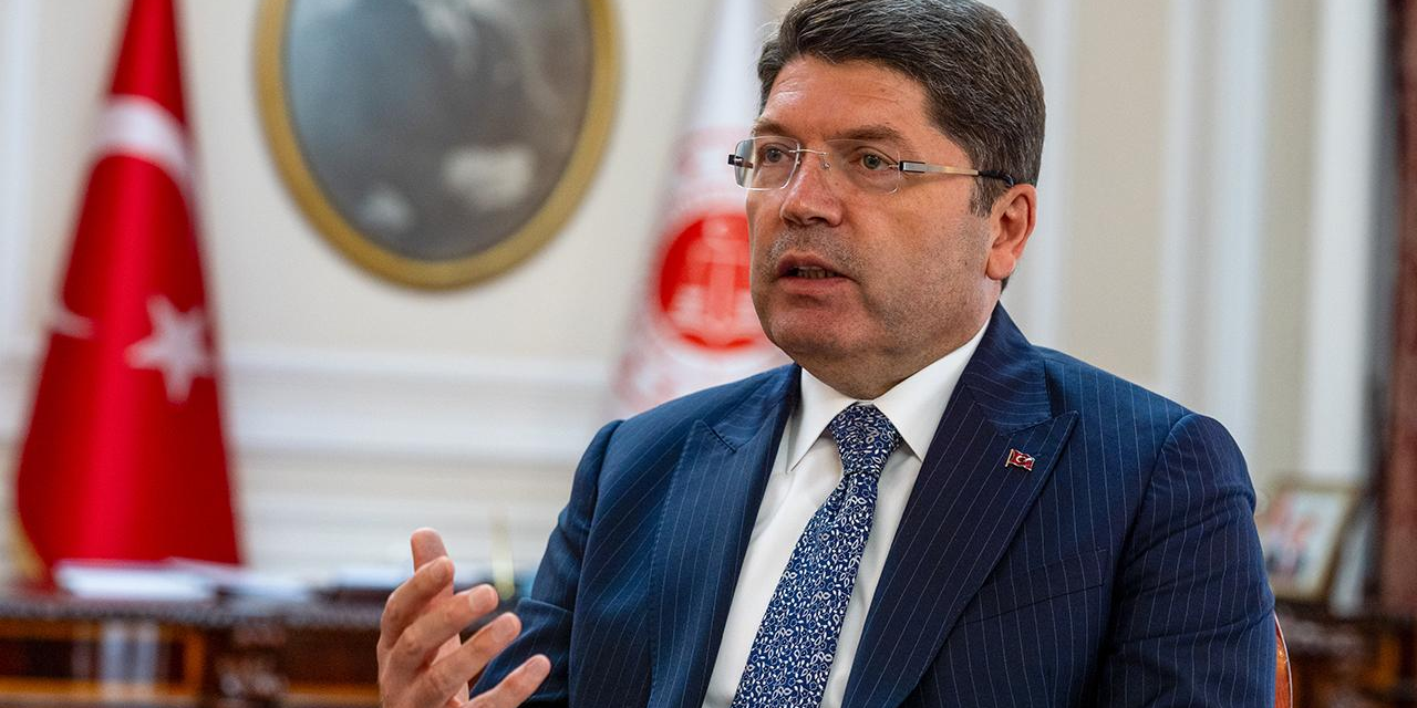 Bakan Tunç duyurdu: Kedinin tekmelenerek öldürülmesi hakkında soruşturma başlatıldı