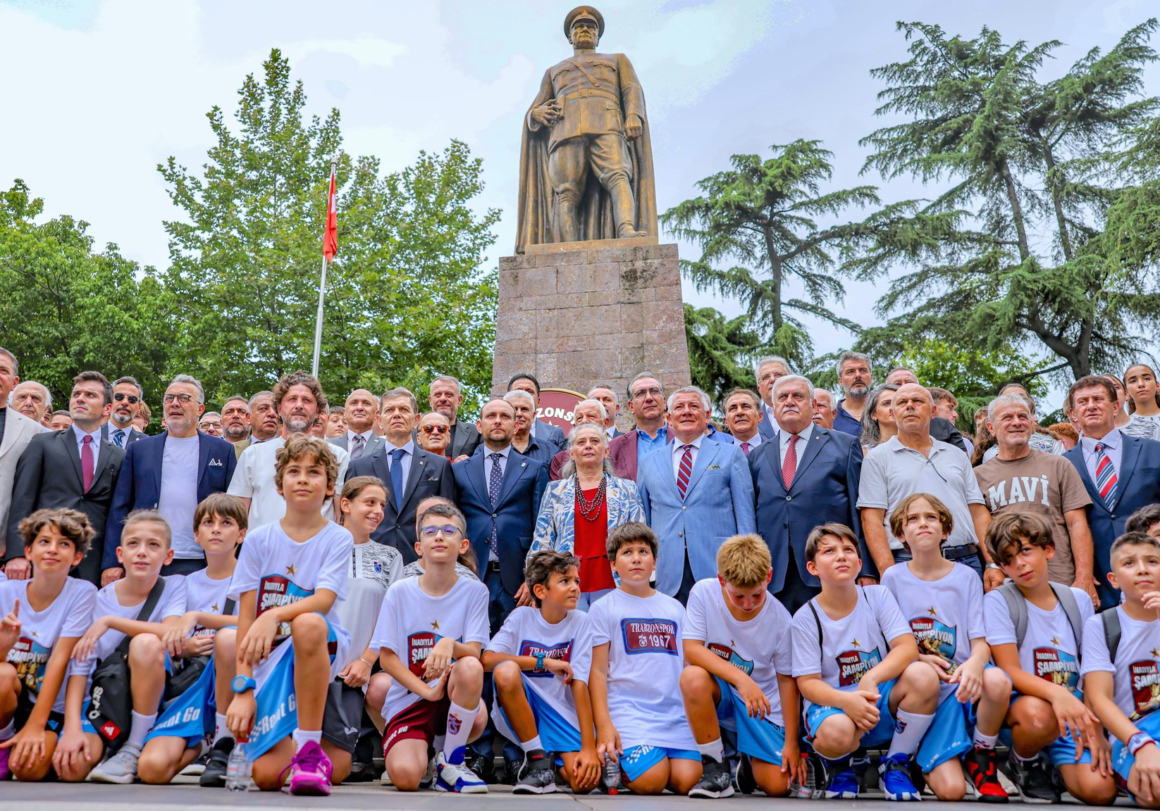 Trabzonspor 58. yaşını törenle kutladı