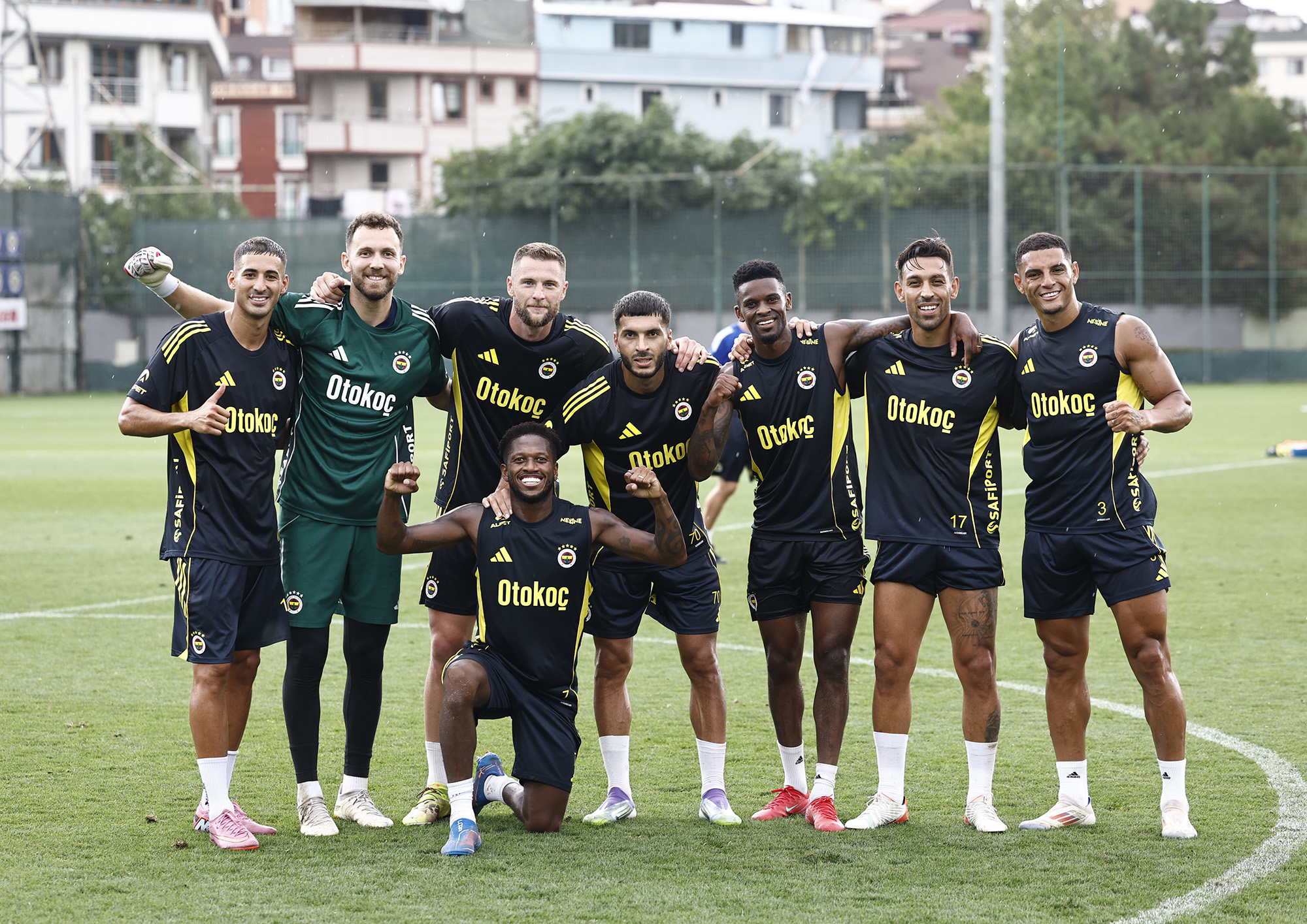 Fenerbahçe, Feyenoord hazırlıklarını sürdürdü
