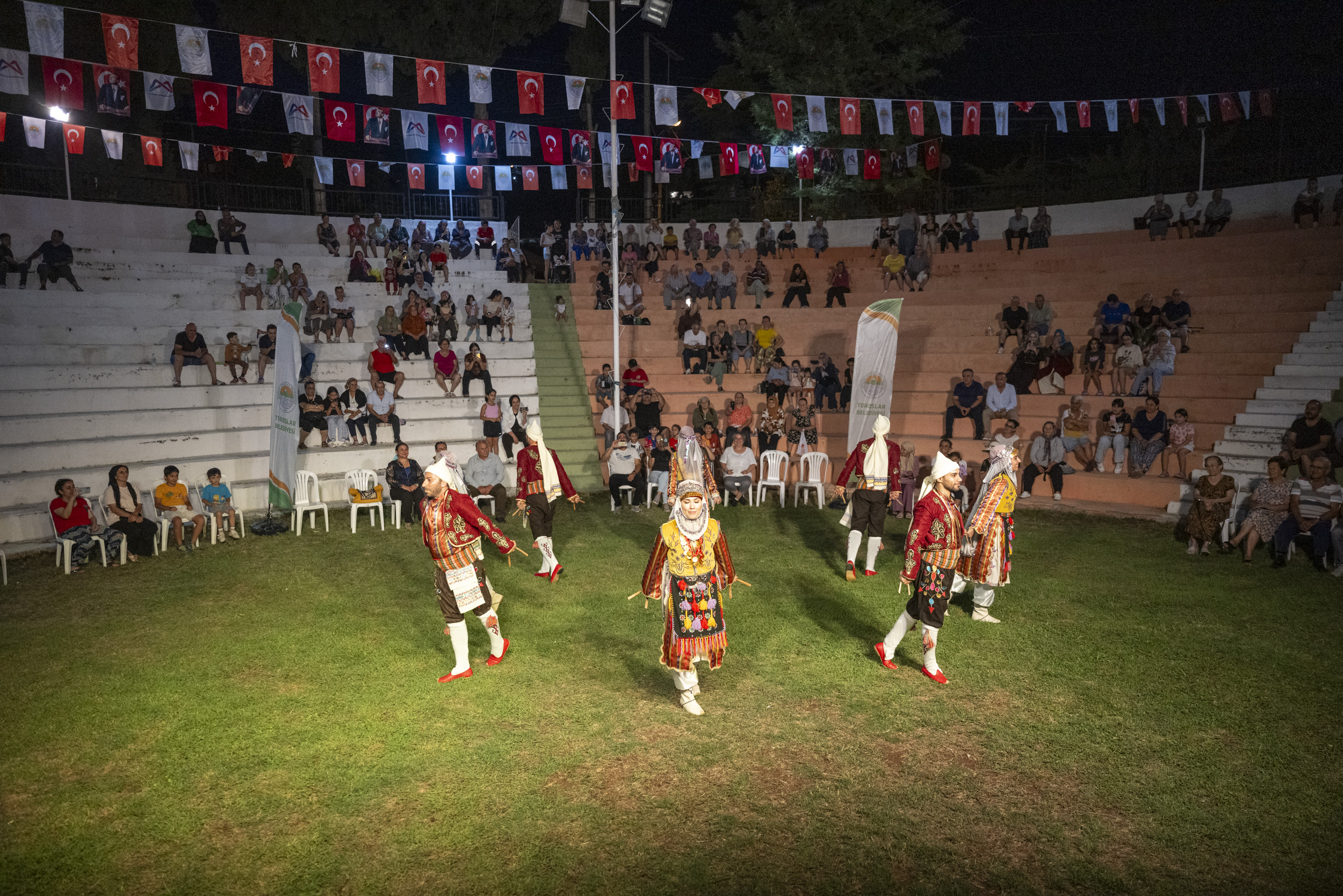 Yaylalar şenlikte, Mersin yazı sahneye taşıdı