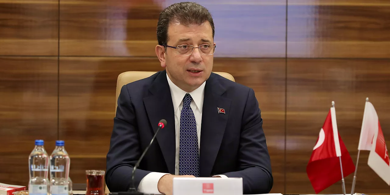 İmamoğlu'ndan 'Metin Sözen' için başsağlığı mesajı