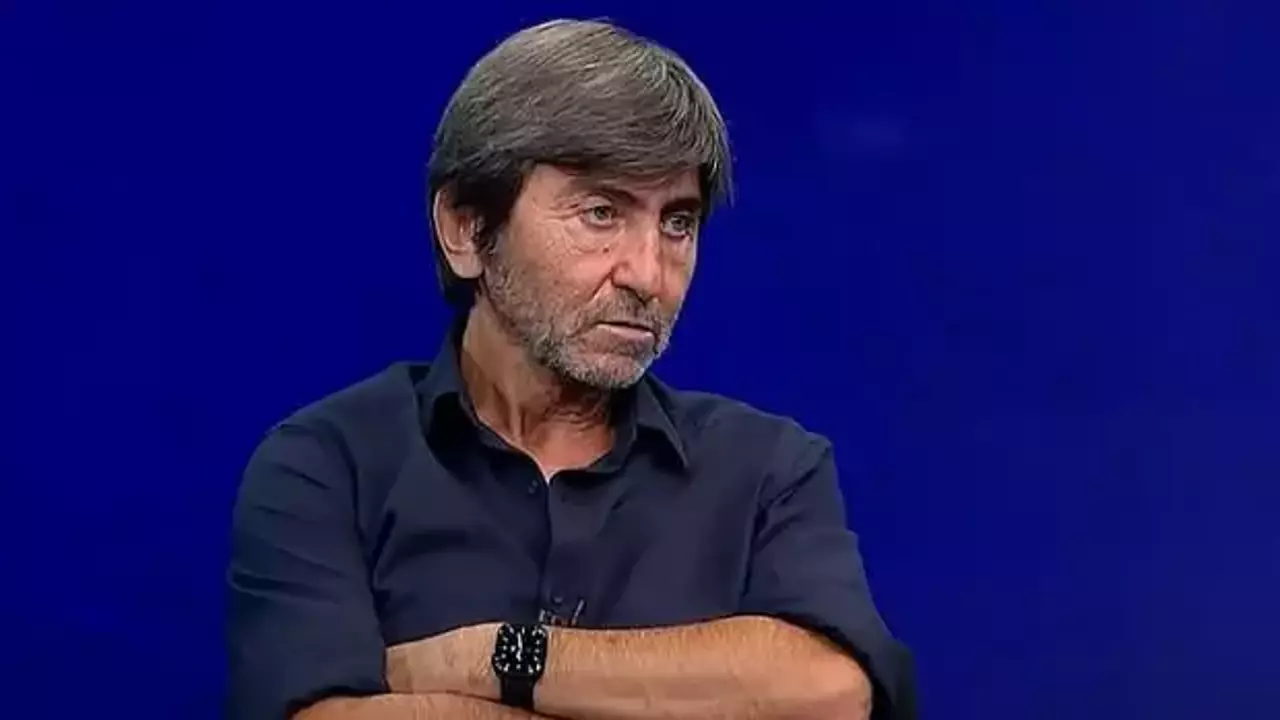 Rıdvan Dilmen'den dikkat çeken Galatasaray yorumu: ‘Çok para harcadılar ama…’