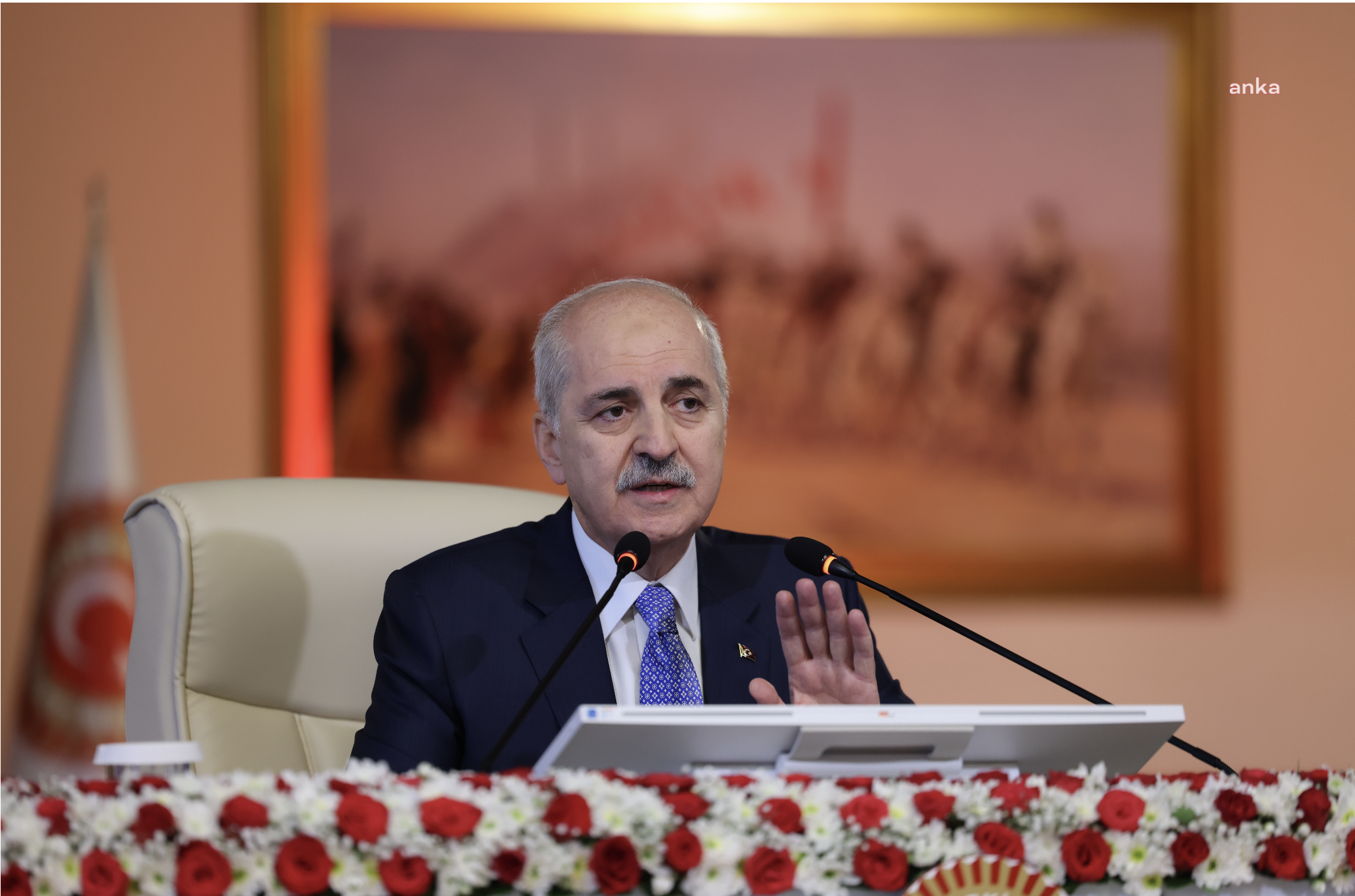 Tarihi komisyonun açılışında konuşan Numan Kurtulmuş: "Yeni bir anayasa yazmıyoruz belki ama..."
