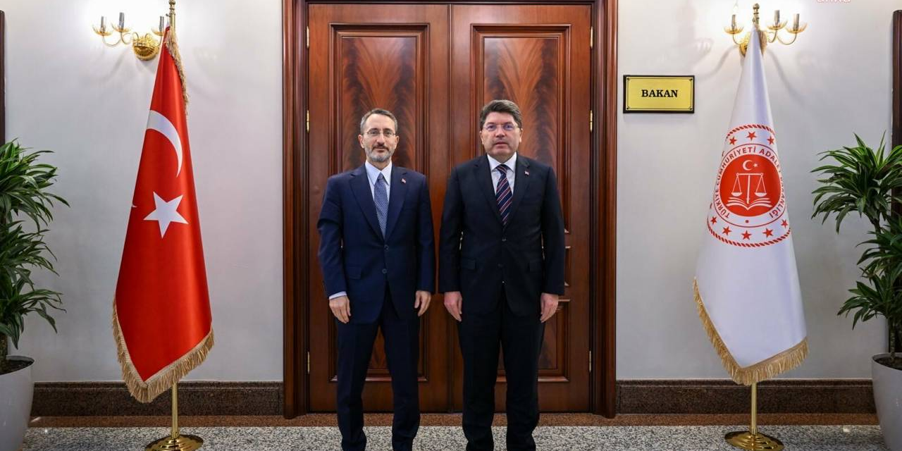Fahrettin Altun'dan Adalet Bakanı Tunç'a ziyaret