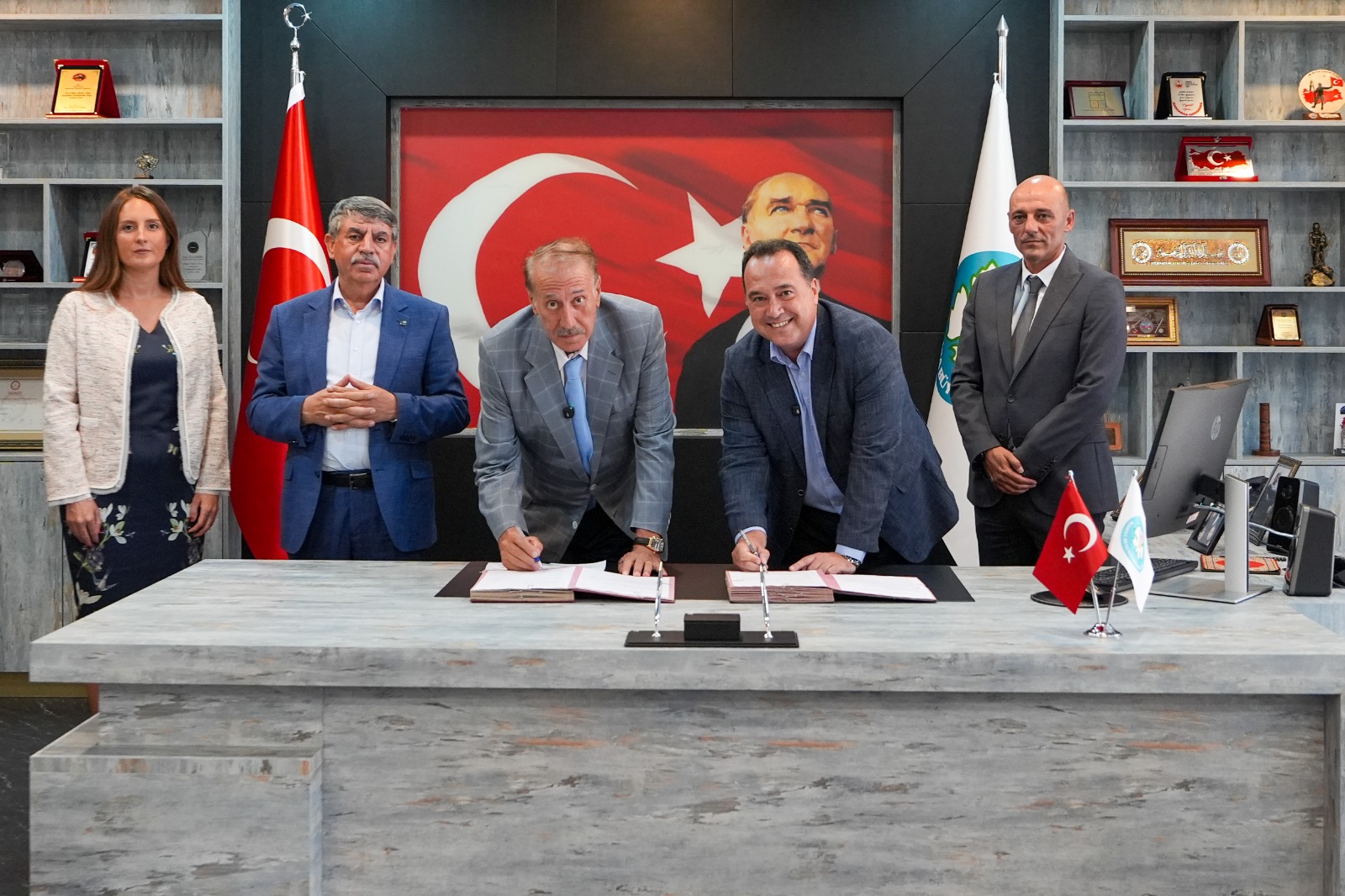 Manisa tarihinin en büyük altyapı yatırımı Muradiye'de başlıyor