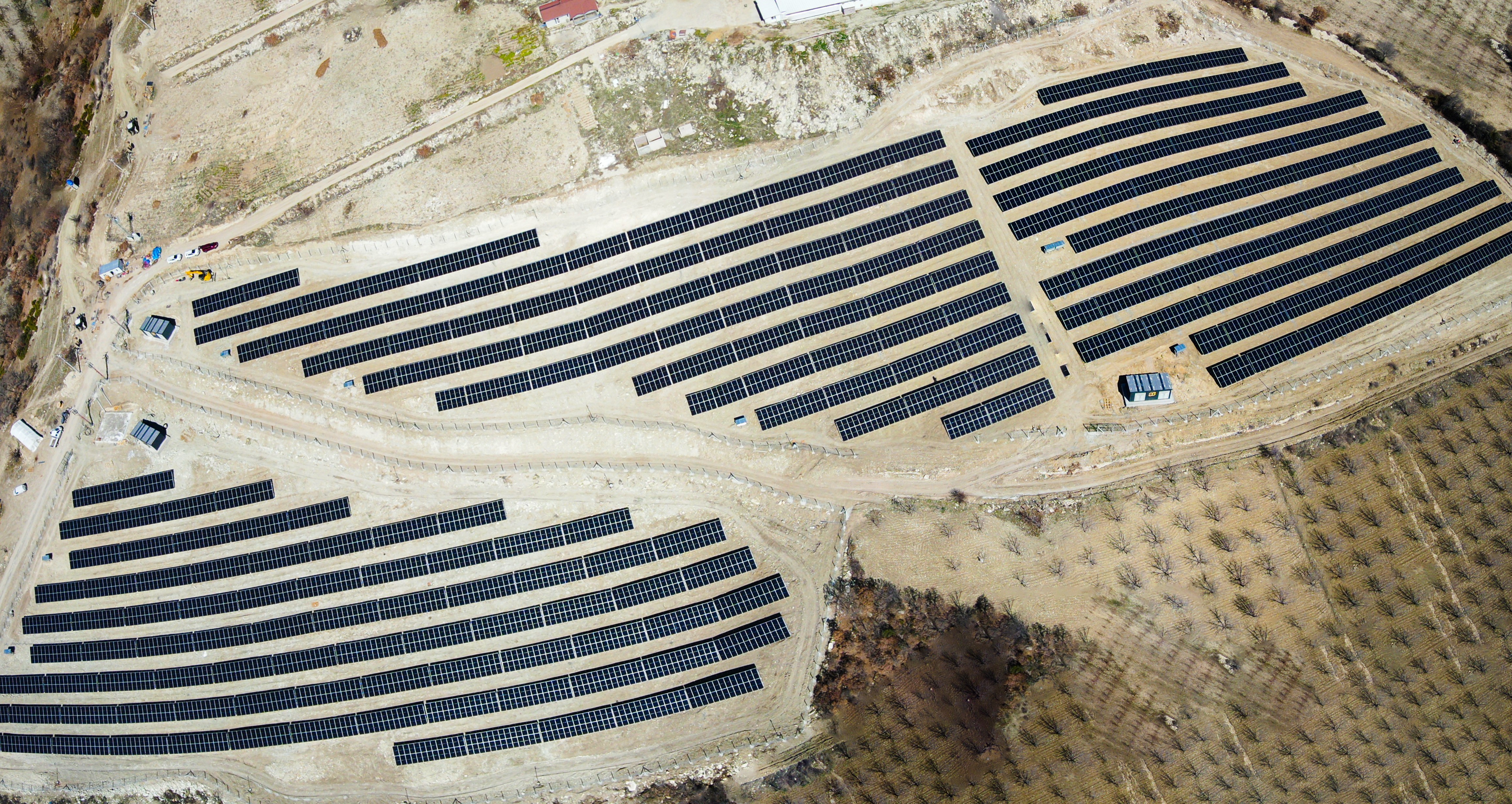 Opet, elektrik tüketimini güneşten karşılamaya başladı