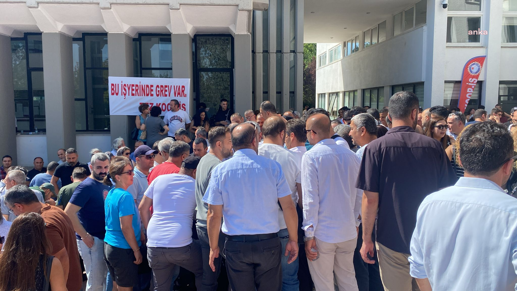 ODTÜ'de grev:  "ODTÜ işçileri, hükümetin reva gördüğüyle yetinmiyor dostlar"