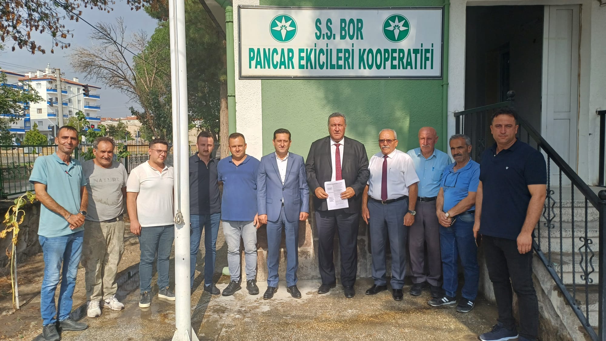 Tarımda çözüm arayanlara Gürer’den çağrı: “Çukobirlik, Tariş, Fiskobirlik yeniden yapılandırılmalı”