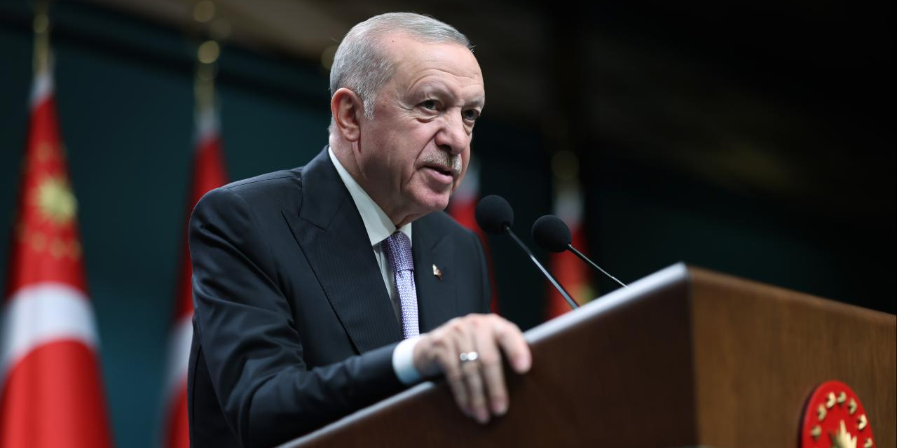 Erdoğan'dan komisyona katılan siyasi partilere teşekkür: 'İç cephe ve devlet aklı' vurgusu