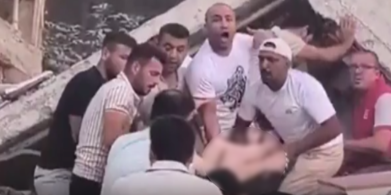 Balıkesir'de çok sayıda bina yıkıldı: Enkazdan ilk kurtuluş anı!