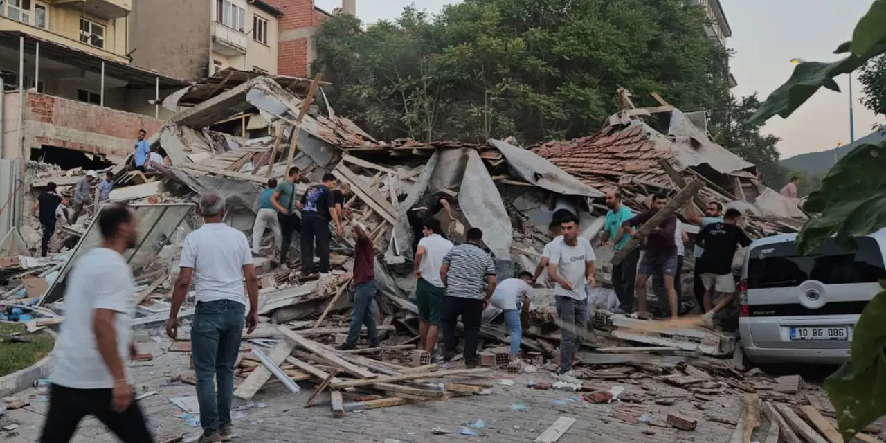 Balıkesir'den ilk acı haber geldi! 1 yurttaş yaşamını yitirdi