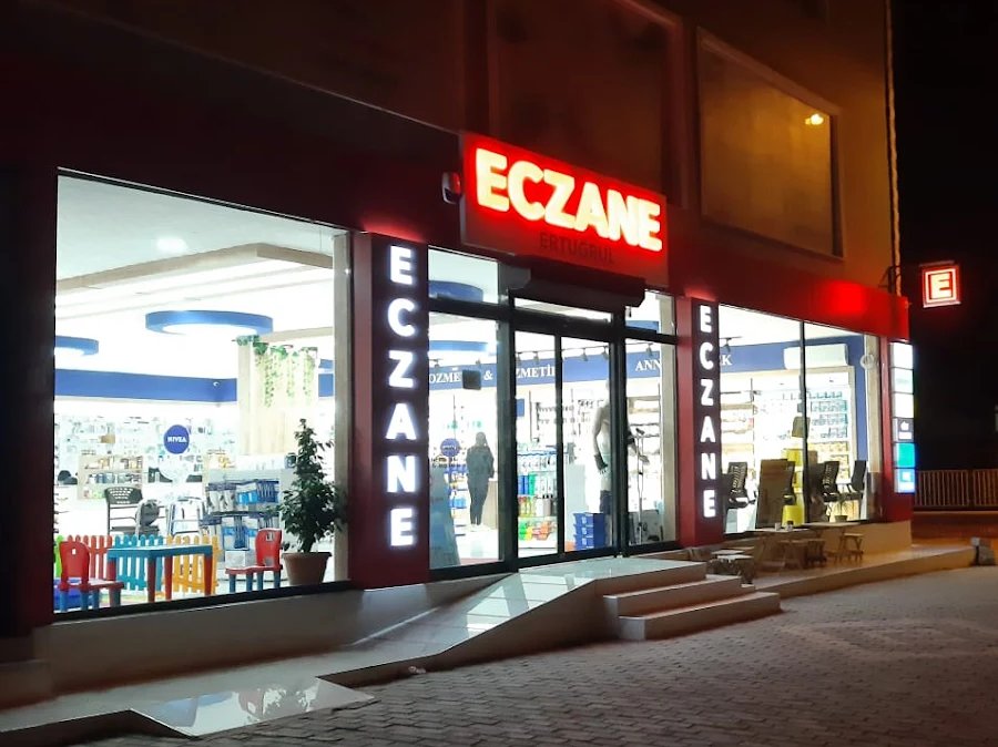 Balıkesir’deki yıkılan binanın kolonlarının kesildiği iddia edildi