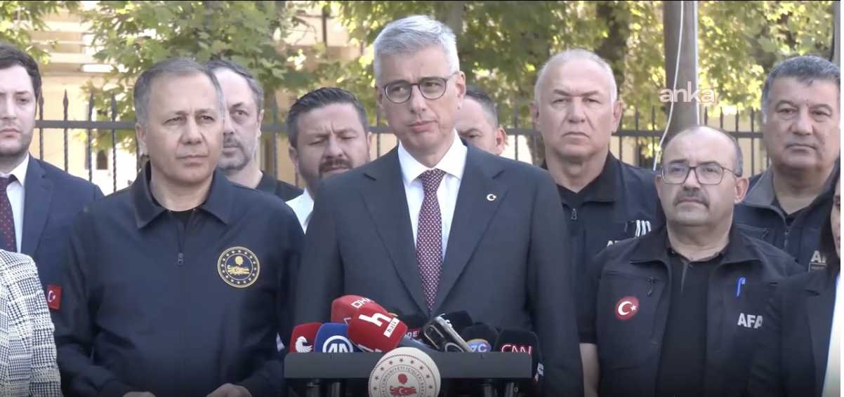 Sağlık Bakanı, son durumu açıkladı: 3'ü enkazdan çıkarılan 10 yaralı tedavi görüyor