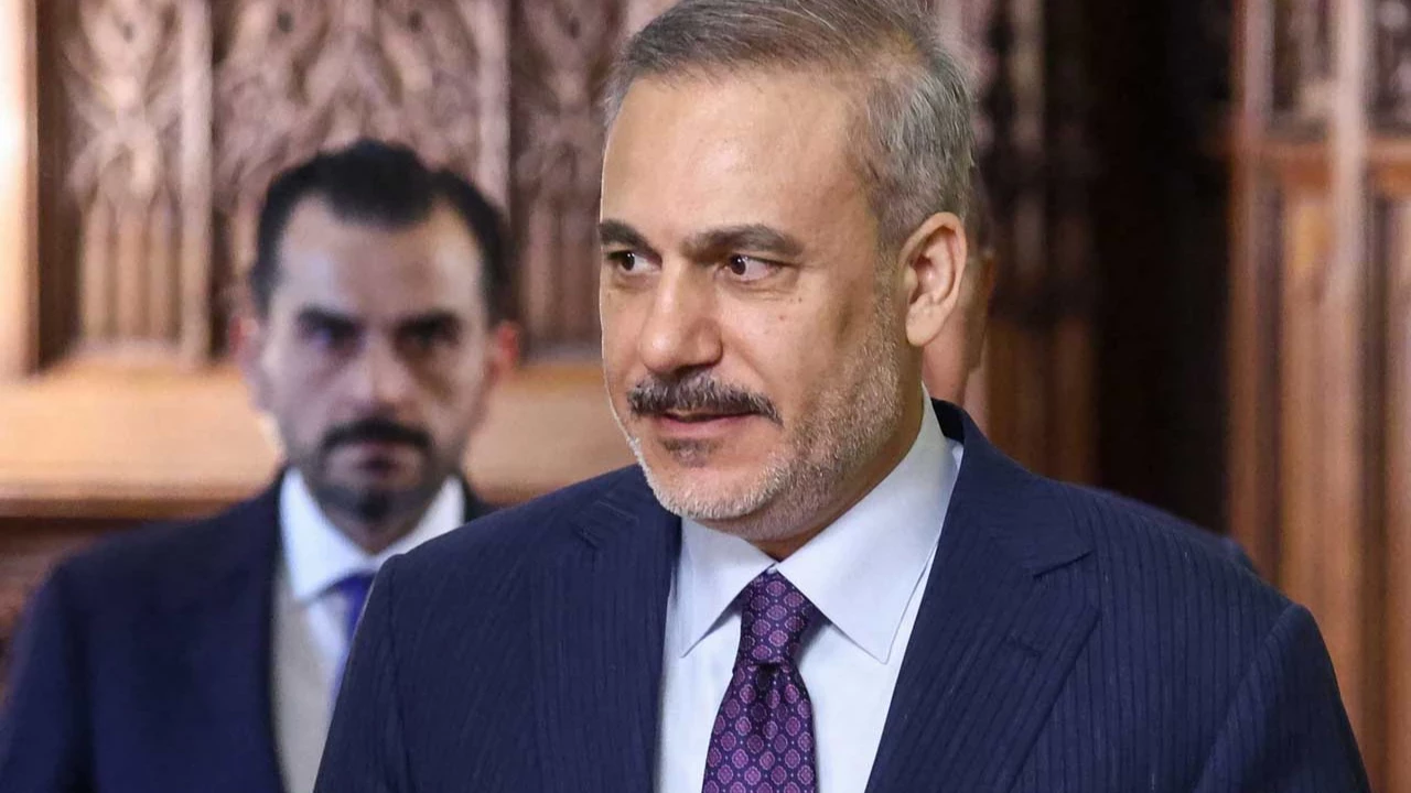 Hakan Fidan: Enayi değiliz