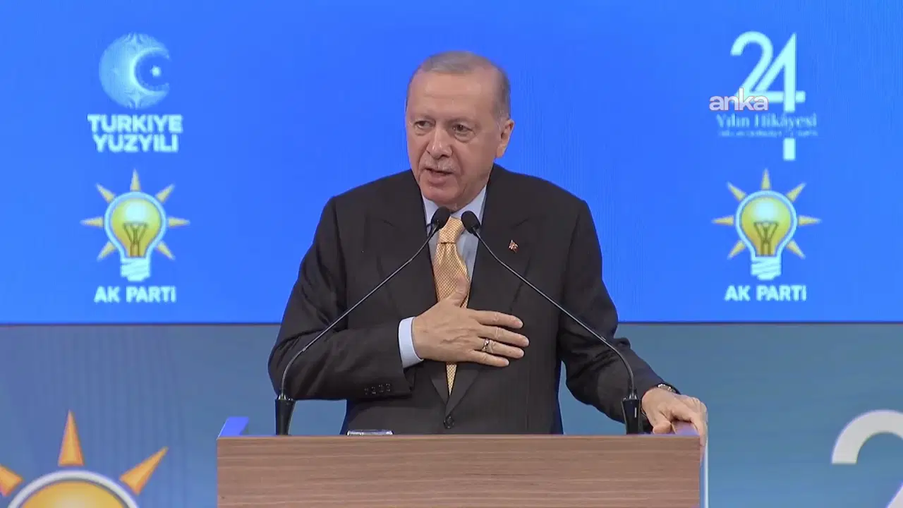 Erdoğan’dan Özlem Çerçioğlu savunması: ‘Ak Parti ailesinin yeni üyelerine saldıranlara…’