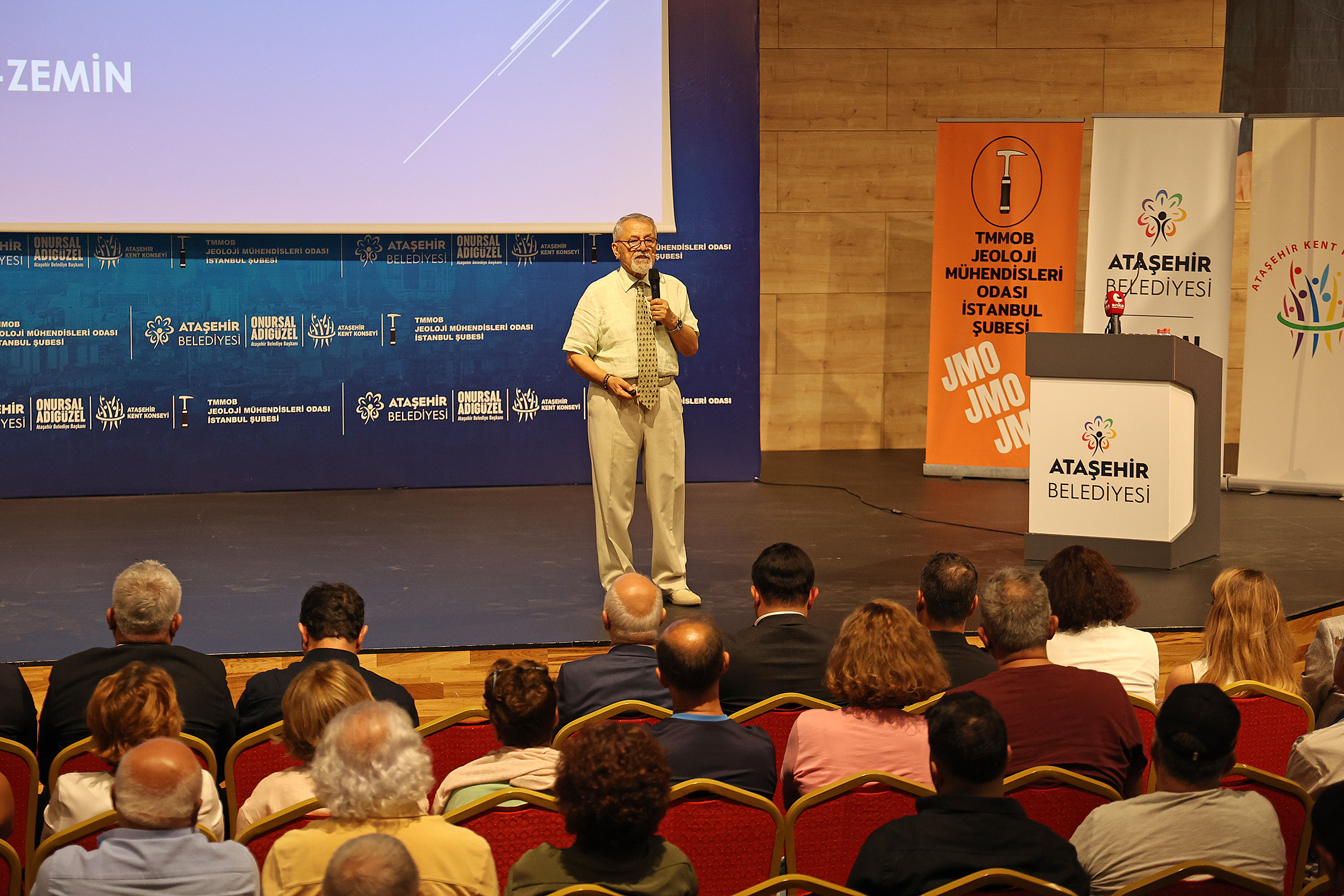 Prof. Dr. Naci Görür'den Ataşehirlilere sevindiren haber : “Ataşehir, göreceli olarak daha sağlam”