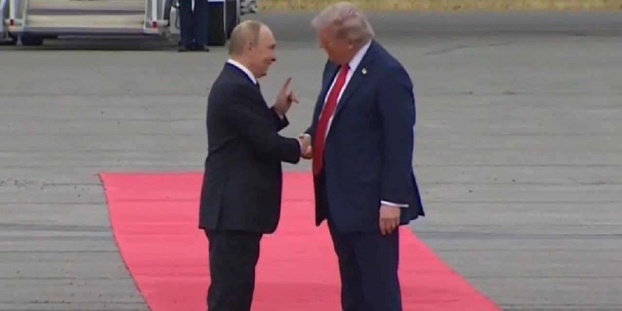 Alaska’da tarihi zirve: Trump ve Putin 7 yıl sonra bir arada
