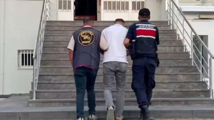 Sosyal medyada FETÖ propagandası yapan 39 kişiye tutuklama