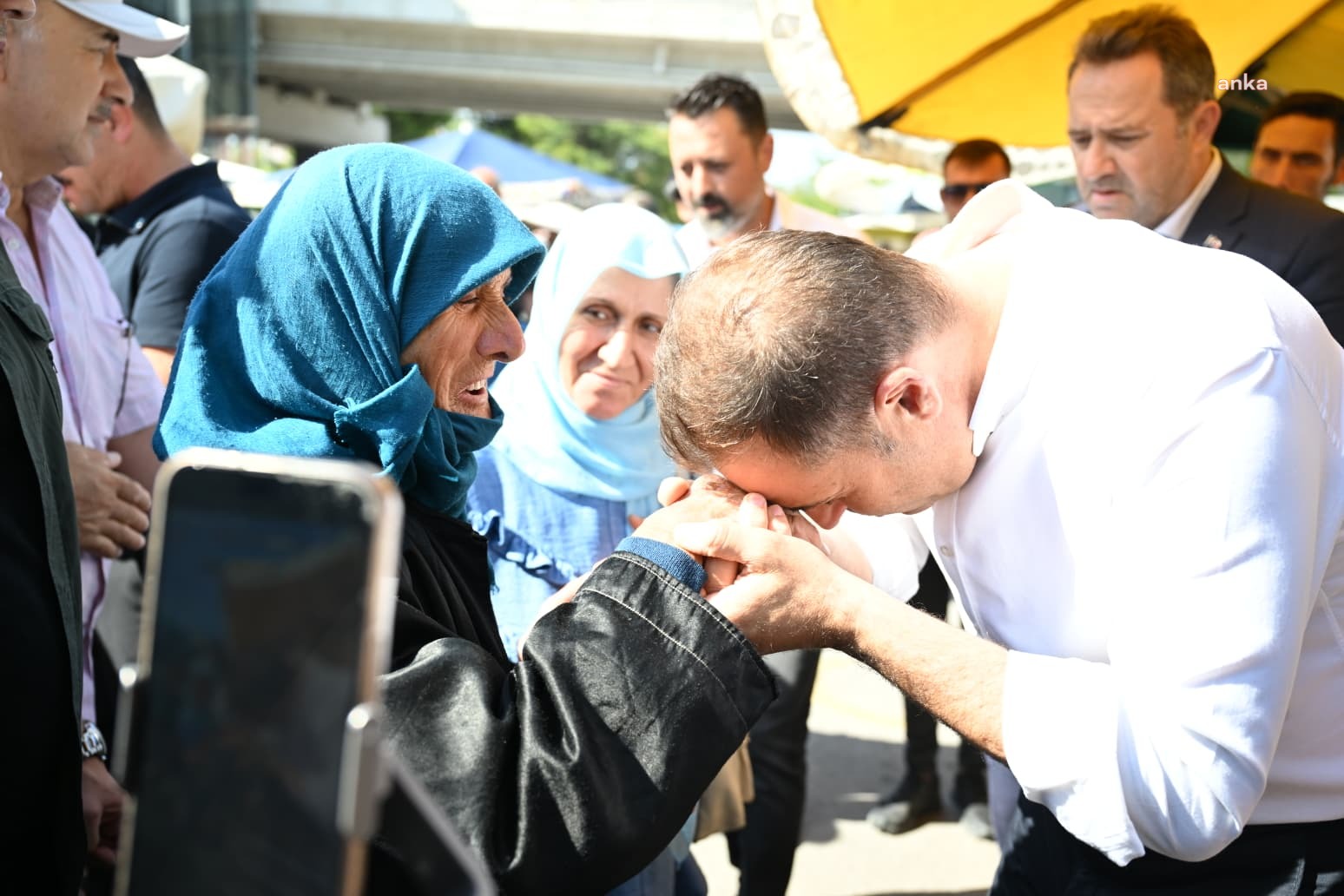 AKP'ye geçeceği iddia edilen Balıkesir Büyükşehir Belediye Başkanı Akın'dan açıklama: 'Öyle bir şey yok, gündemimiz Balıkesir'