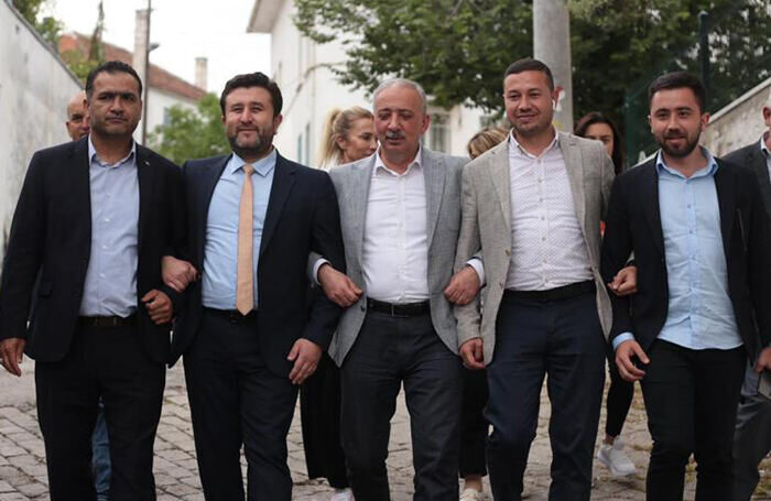 AKP Milletvekili trafik kazasına karıştı