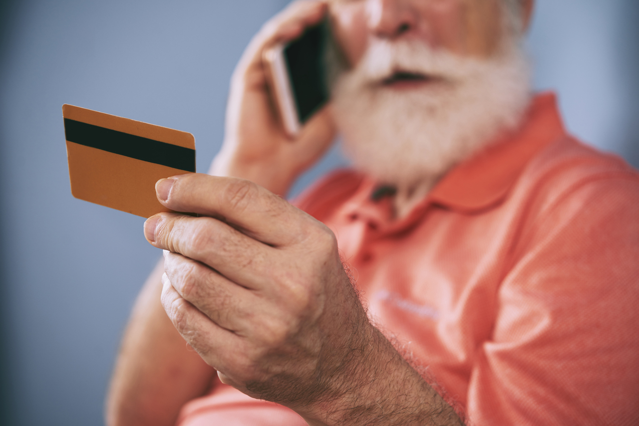 Uzmanı uyardı! Emekliler en çok bu yöntemle dolandırılıyor