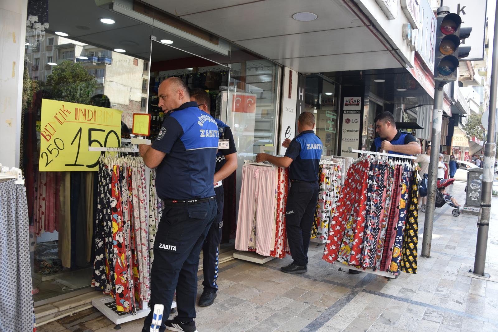 Manisa’da kaldırımlara sıkı denetim: İşgal edenlere işlem yapıldı