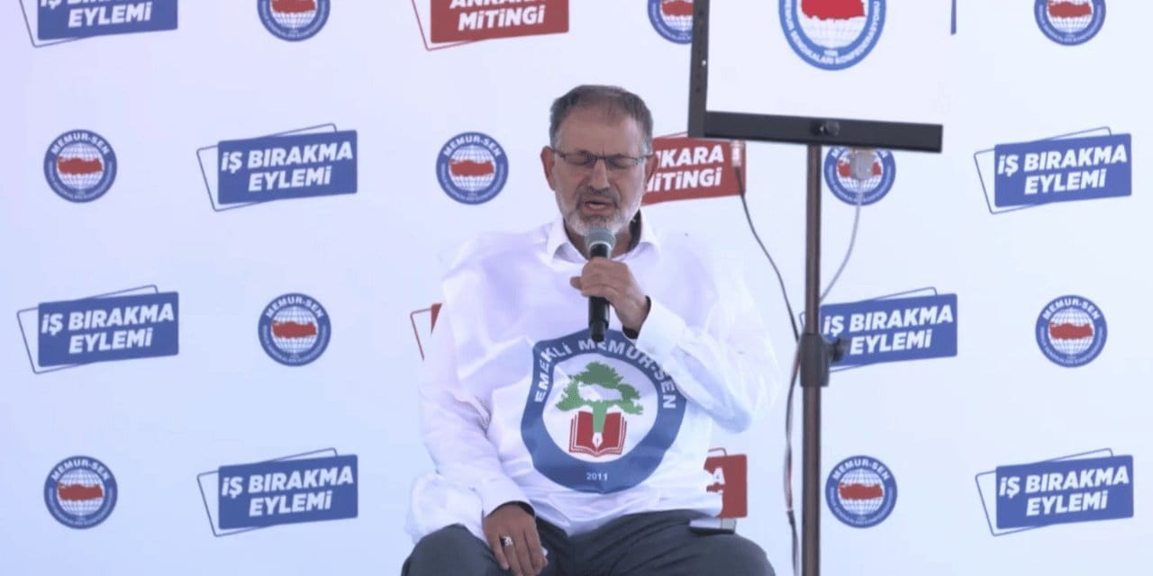 Memur-Sen mitingi Kuran-ı Kerim'le başladı, seçilen ayetler dikkat çekti