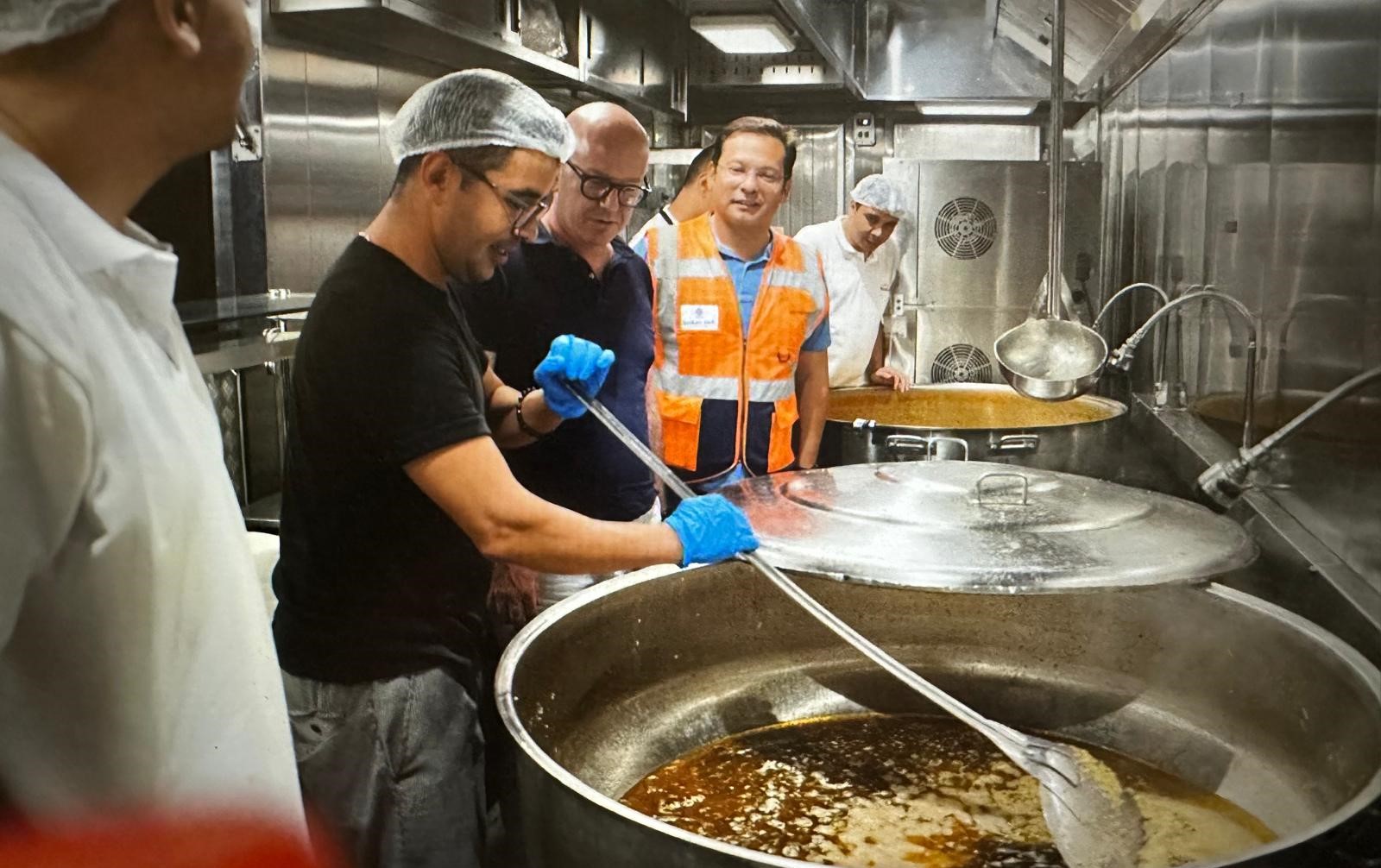 İzmir’den Balıkesir’e yardım köprüsü