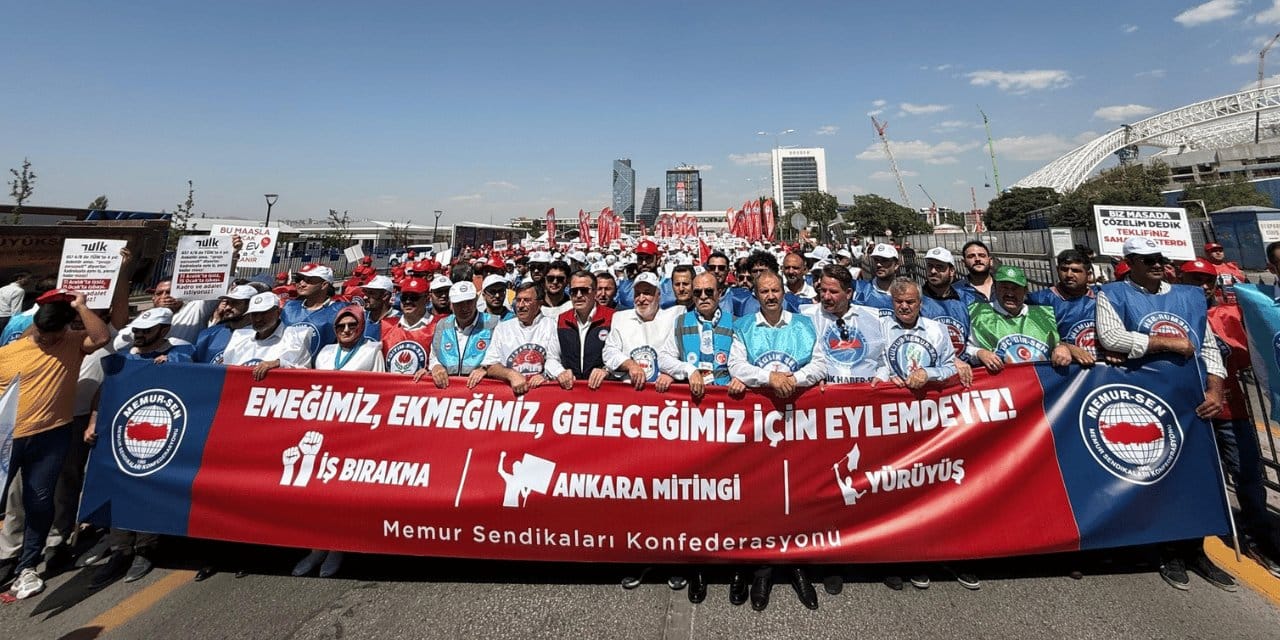 Memurlar iş bıraktı, hükümet soruşturma başlattı: Memur-Sen iktidarı uyardı