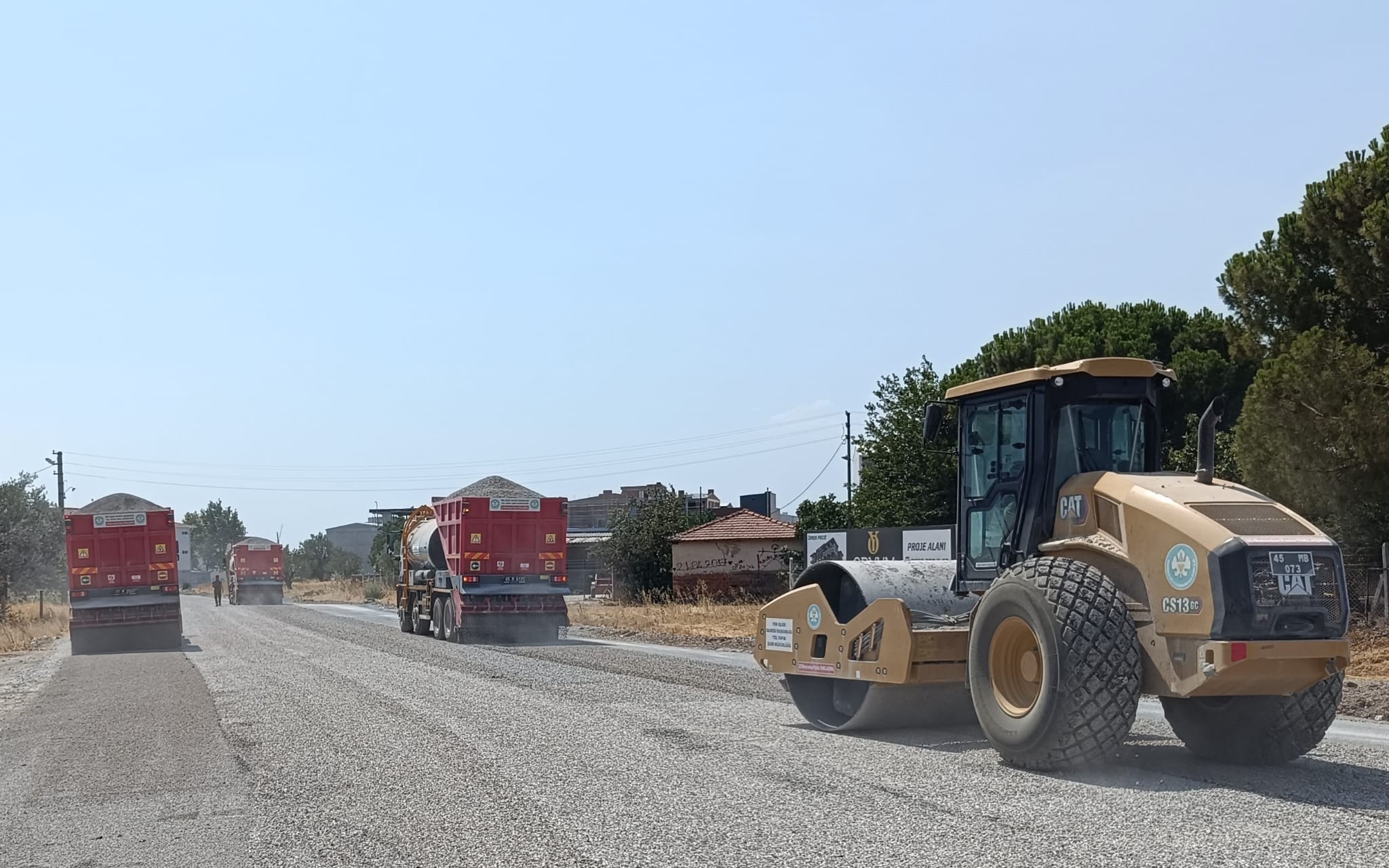 Manisa’da yollara 13 bin ton asfalt ve 55 kilometre kaplama