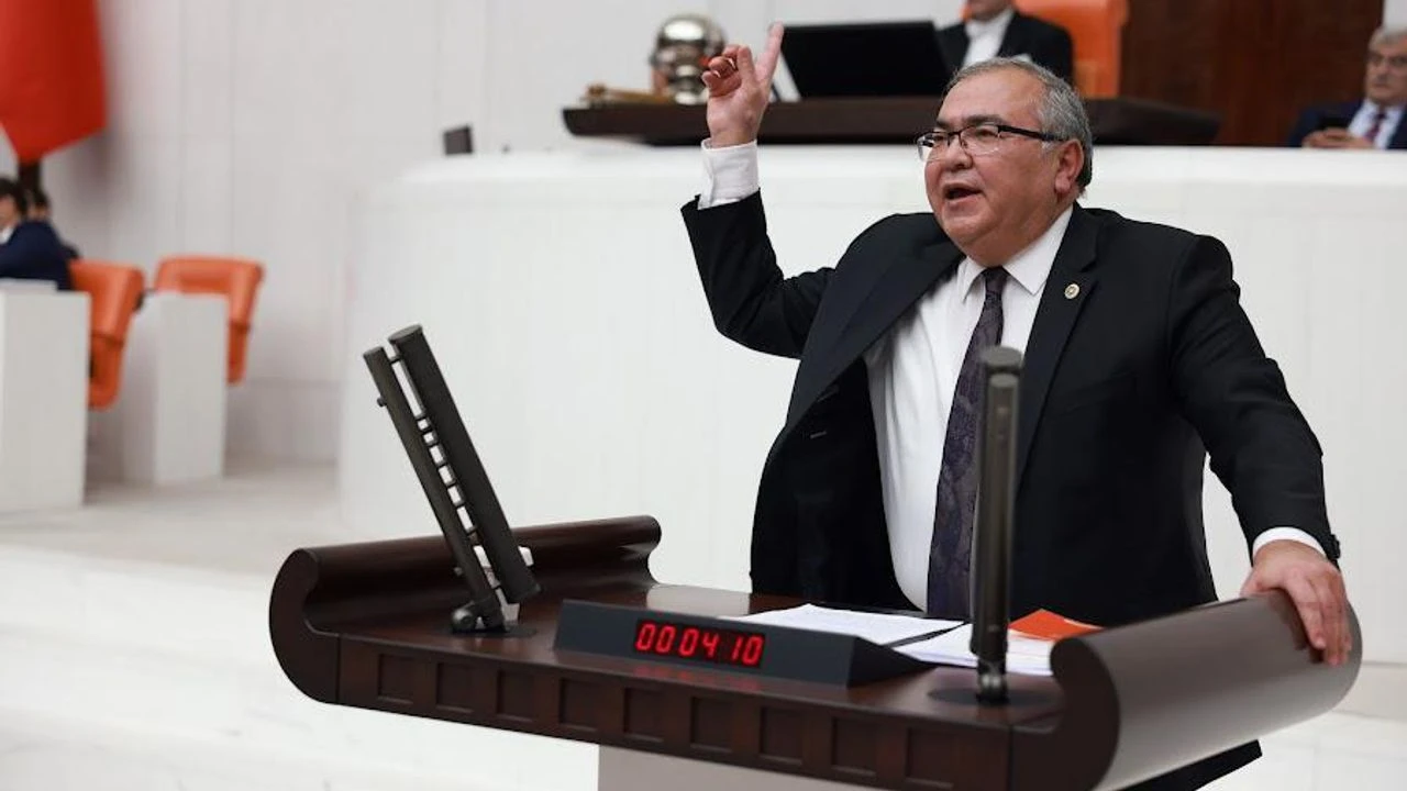 CHP'li Bülbül'den Söke Belediye Başkanı'na: "Zübük mü desem, milli irade gaspçısı mı desem"