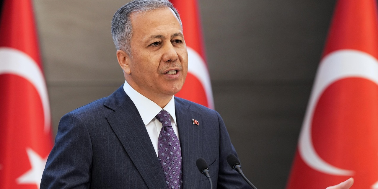 Ali Yerlikaya: İzmir’de 127 kilogram bonzai ele geçirildi