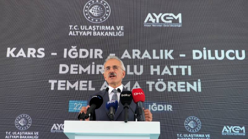 Bakan Uraloğlu: Halep Havalimanı'nın yenileme ihalesini Türk şirketlerinin alması için süreç işliyor