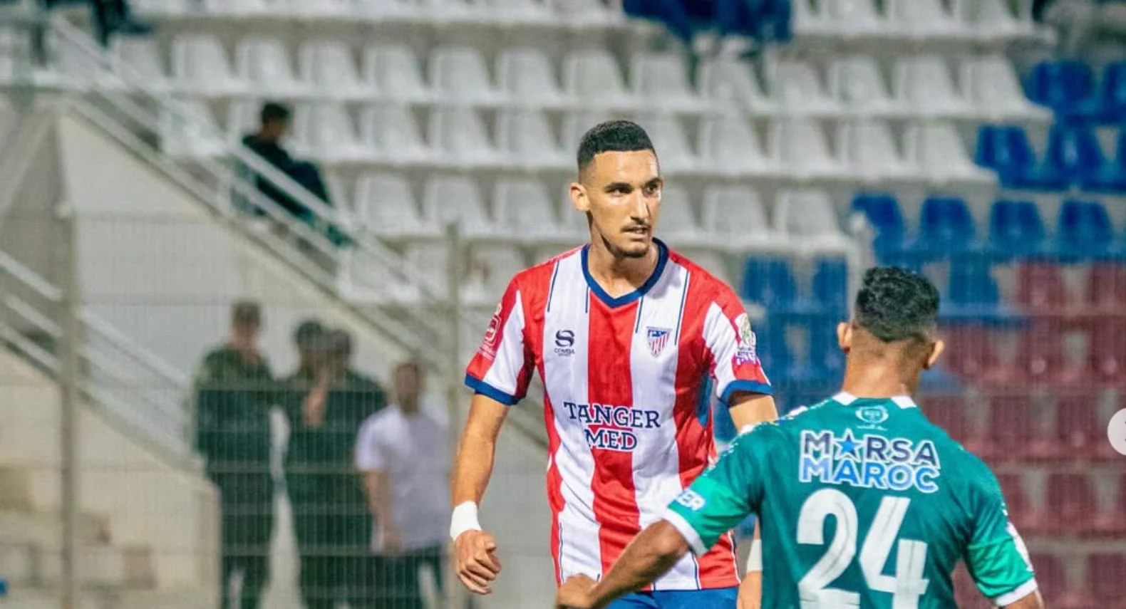 19 yaşındaki futbolcu yüzerek gittiği İspanya'ya iltica başvurusu yaptı