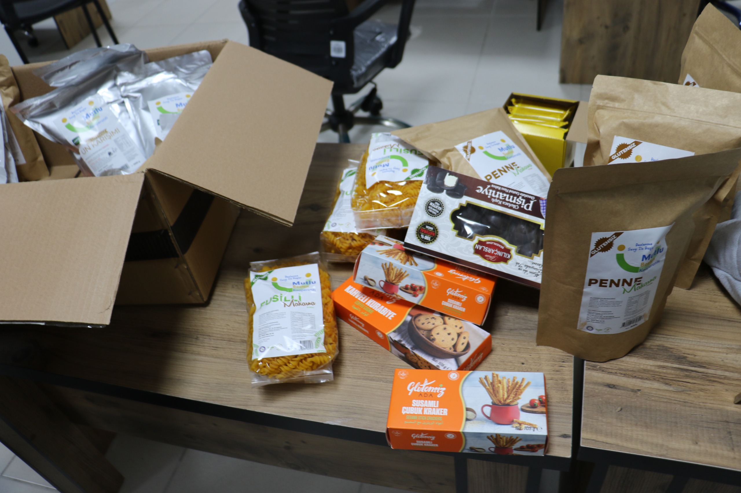 Manisa Büyükşehir’den çölyak ve fenilketonüri hastalarına gıda desteği