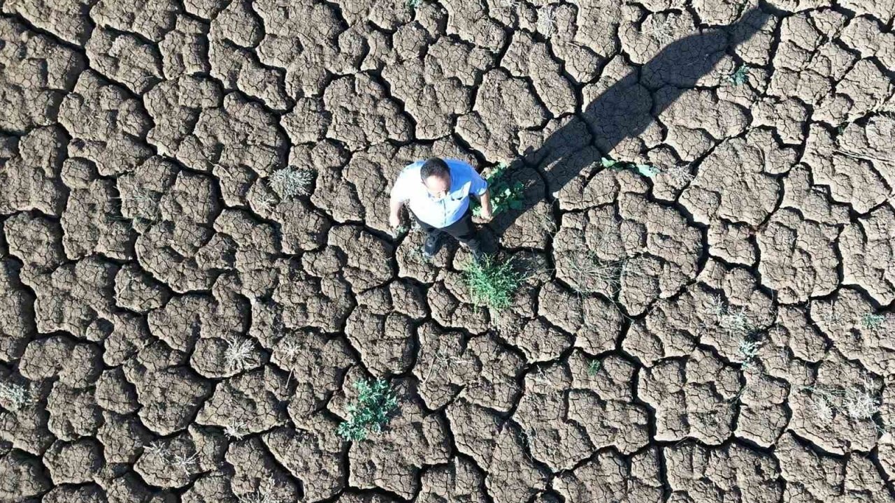 Meteoroloji'nin 12 aylık verileri tehlikeyi gösterdi: Türkiye "şiddetli ve olağanüstü kuraklık'"  yaşıyor!