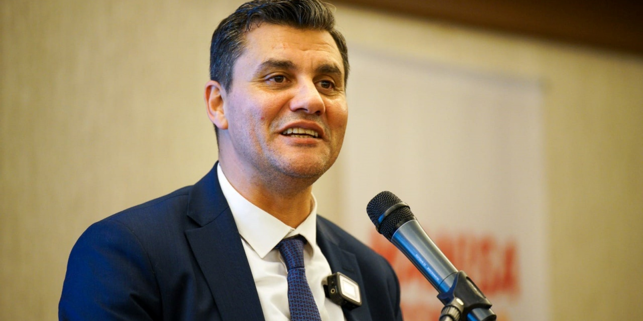 Manisa'da Ferdi Zeyrek adına vakıf kuruldu