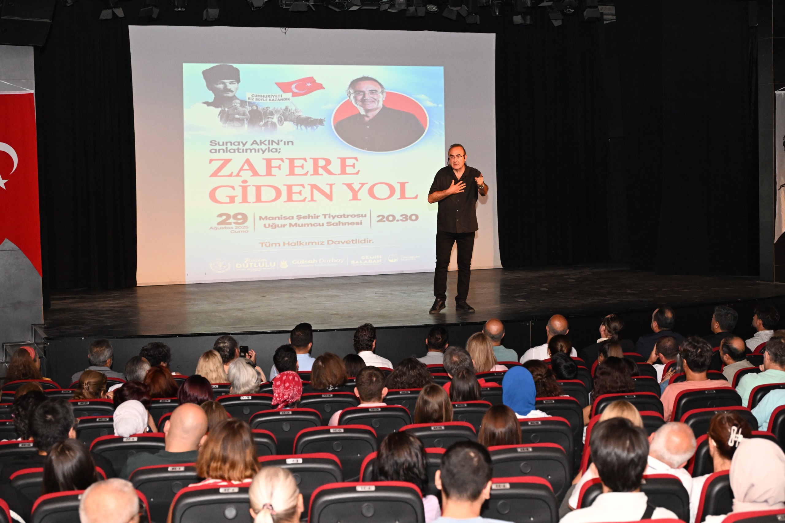 Manisa'da Sunay Akın’la “Zafere Giden Yol”