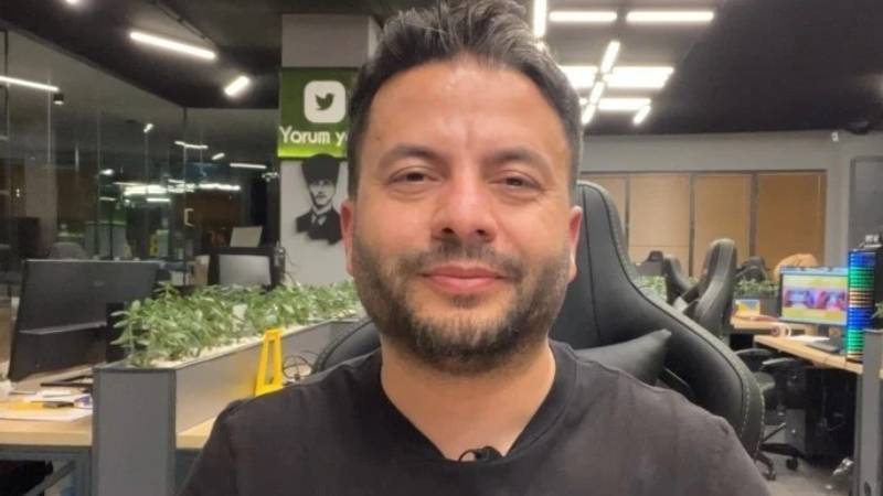 ShiftDelete'in sahibi  çalışanına saksı fırlattı, "Çiçeğin dalını masasına doğru fırlattım ve kendisine denk geldi" dedi