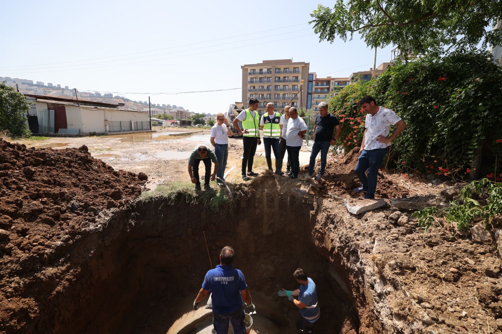 İzmirliler müjde! Su kesintisinin biteceği saat açıklandı