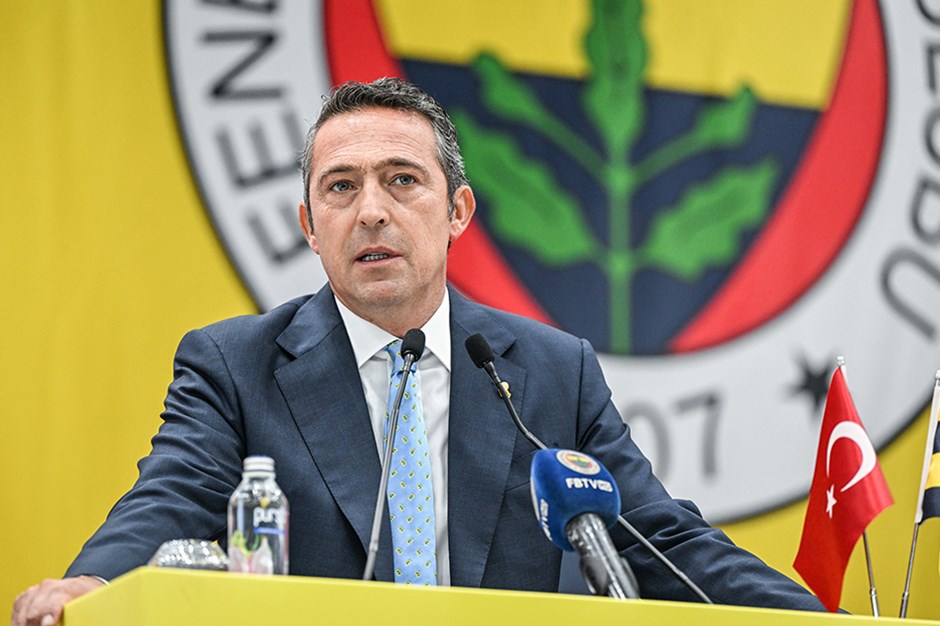 Fenerbahçe taraftarı TRT Spor ve A Spor'u hedef aldı