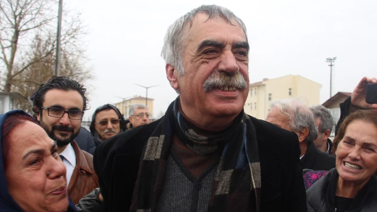 Sarp Kuray menenjit tedavisi görüyor: Çoklu organ yetmezliği var