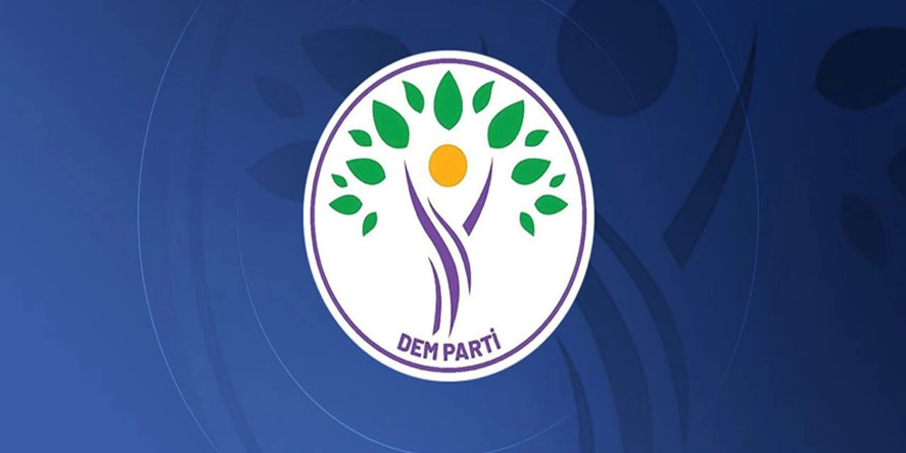 DEM Parti'den Özgür Çelik'in görevden alınmasına tepki: 'Kayyımcı zihniyet terk edilmelidir'